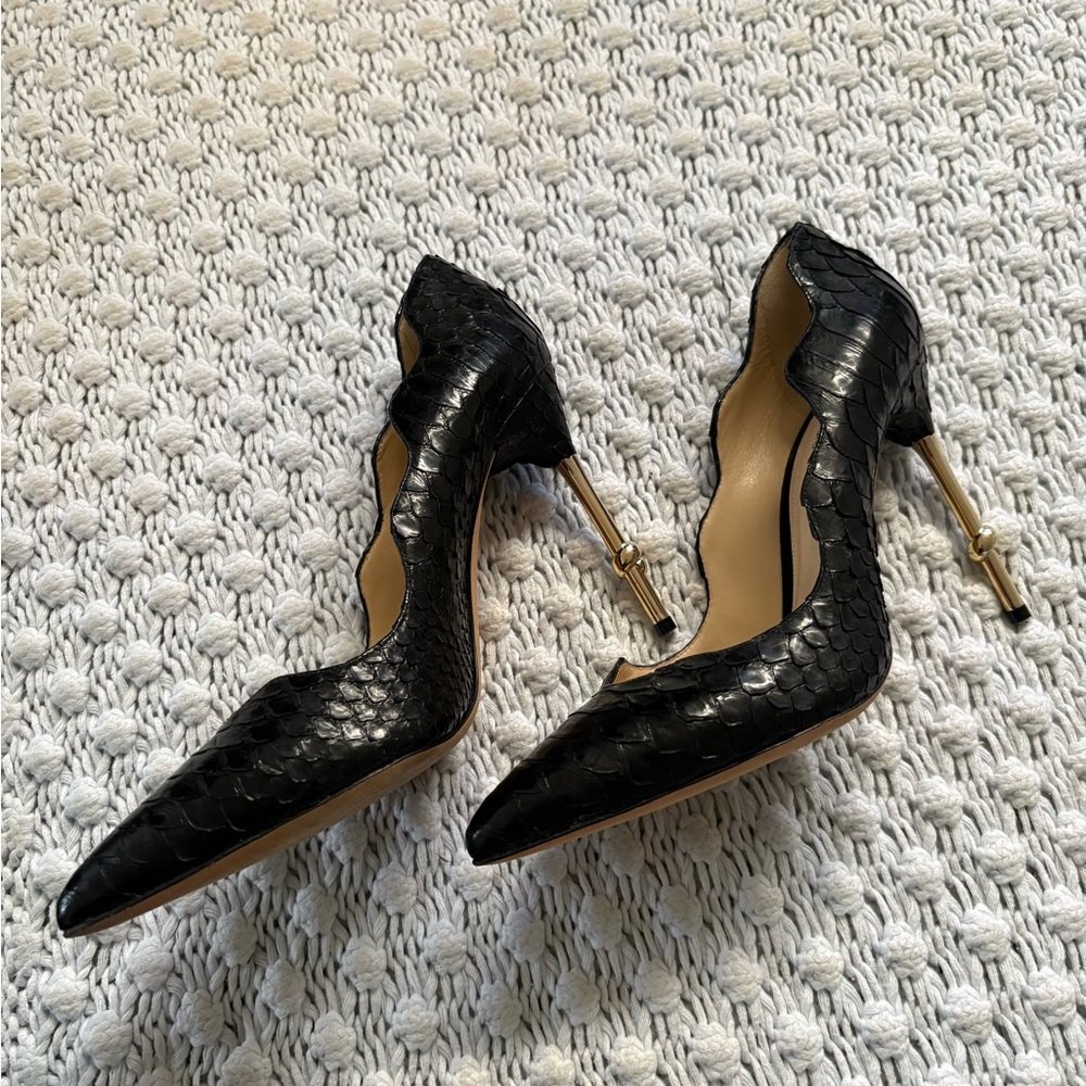 Alexandre Birman Wave Python Heels Black Size 37 - image 4